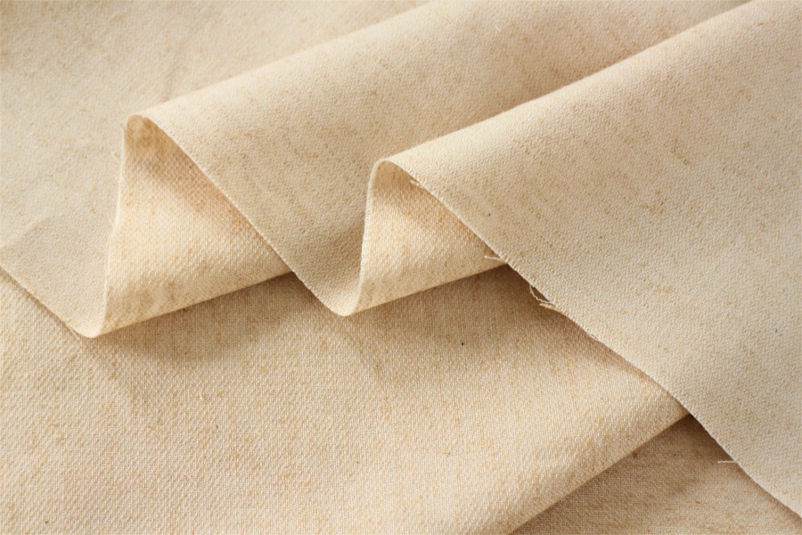 表面に綿が、裏面に竹繊維が多く出るので、表面と裏面の表情に違いが出ます。