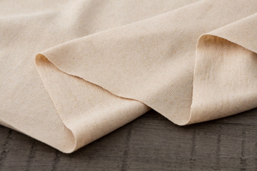 竹繊維のチクチクが残りますので、お肌の弱い方やお子様は、直接お肌に触れるものにお使いの時はご注意ください。